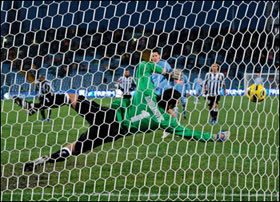 Samir Handanovic para il quarto rigore stagionale: impressionante (il Mondo)...