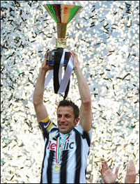 Andrea N. con la Coppa